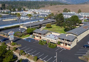 Silver Surf Motel San Simeon