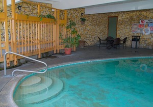 Silver Surf Motel