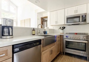Snowcreek 870-Rustic mountain charm in this Snowcreek condo with views!