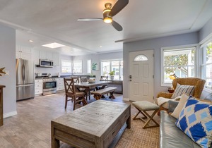 South Mission Tranquil Bay Side, Gorgeous Ground Level Unit w/AC