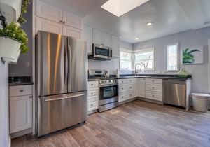 South Mission Tranquil Bay Side, Gorgeous Ground Level Unit w/AC