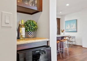 Spacious Condo in Luxury Downtown Complex