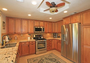 Stunning Detached Golf Course Home with Private Patio