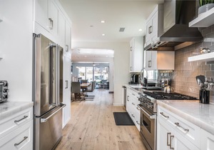 Stunning Luxury Home w/Ocean Views - Close to Newport Pier