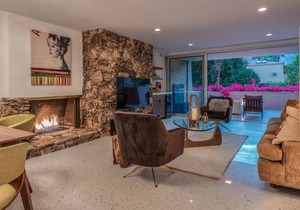 Stunning New Mid Century Condo in the heart of Las Palmas, Palm Springs
