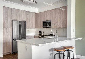Sunny Playa Vista 2BR w/Pool, Gym & W/D, nr 405, by Blueground