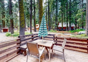 Tahoe Pines Cabin
