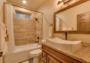 The Grizzly - Four Bedroom Home