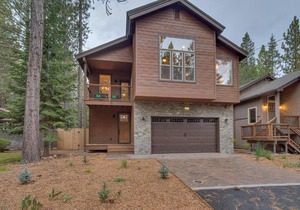 The Grizzly - Four Bedroom Home