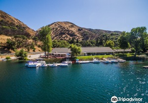 The Lodge at Blue Lakes Upper Lake