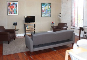 Trendy Old Town Loft, Perfect for Traveling Workers