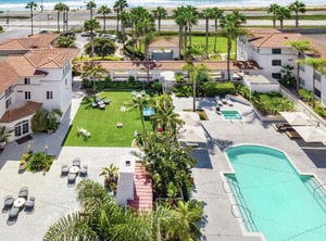 Hilton Garden Inn Beach | Carlsbad