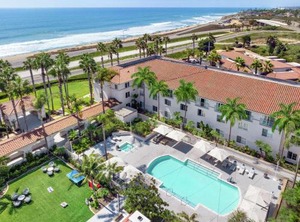Hilton Garden Inn Beach | Carlsbad