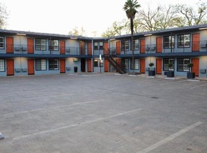The Vine Inn Davis | Downtown