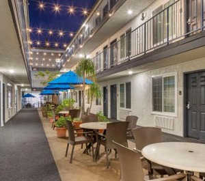 Ontario Airport Inn 