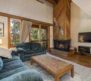 Horn Lodge Truckee 