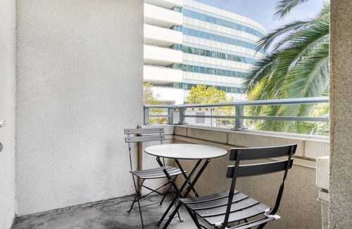 Mountain View Apartment | 104 m² Apartment ∙ 2 bedrooms ∙ 4 guests