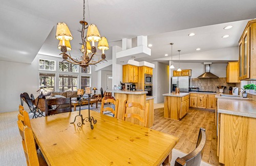 Sloat House | 139 m² House ∙ 3 bedrooms ∙ 6 guests