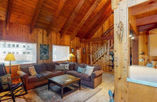 Tahoe Pines House | 152 m² House ∙ 4 bedrooms ∙ 10 guests