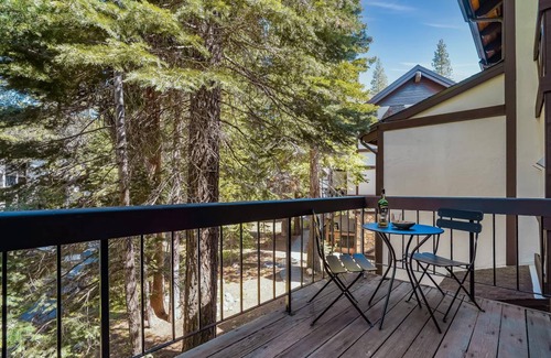 Olympic Valley Apartment | 185 m² Apartment ∙ 4 bedrooms ∙ 10 guests
