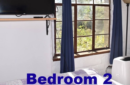 Mission Canyon House | 2 bdrm w/loft 6ppl 10 min 2 town w/kitchen, WiFi, free parking, pet friendly.