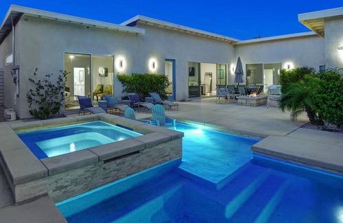 Desert Park Estates House | 211 m² House ∙ 4 bedrooms ∙ 8 guests