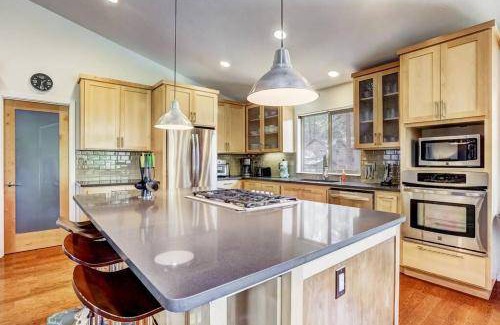 Black Bart House | 214 m² House ∙ 4 bedrooms ∙ 8 guests