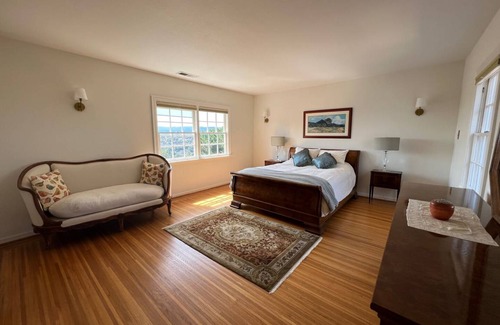 San Carlos House | 218 m² House ∙ 3 bedrooms ∙ 6 guests