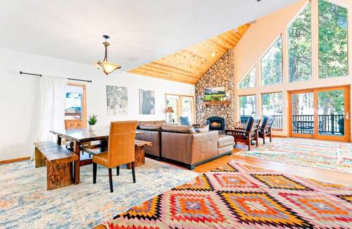 Yosemite National Park House | 222 m² House ∙ 3 bedrooms ∙ 10 guests