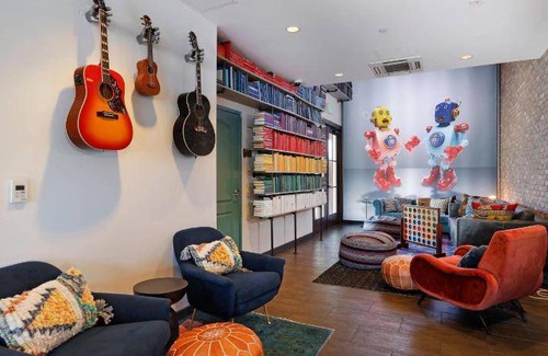 Lower State Hotel | 23 m² Hotel ∙ 10 guests