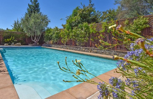Boyes Hot Springs House | 238 m² House ∙ 3 bedrooms ∙ 6 guests