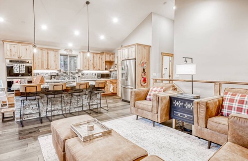 Pioneer Trail House | 243 m² House ∙ 4 bedrooms ∙ 8 guests