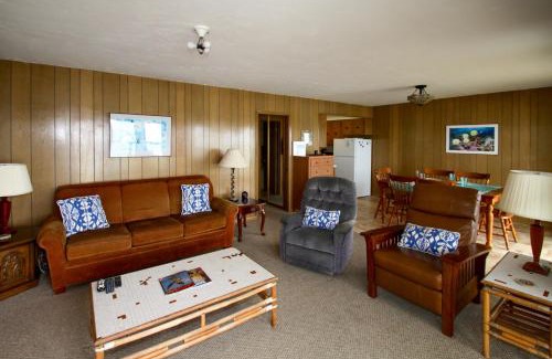 Carlsbad Village House | 2489 Ocean Street Main