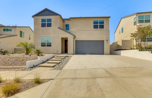 Fallbrook House | 260 m² House ∙ 5 bedrooms ∙ 10 guests