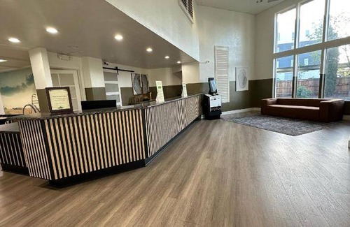 Davis Hotel | 27 m² Hotel ∙ 127 guests