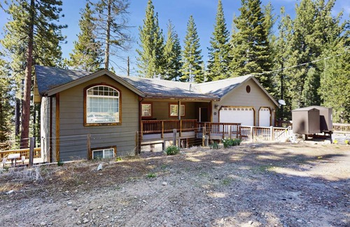 Country Club Estates House | 277 m² House ∙ 4 bedrooms ∙ 8 guests