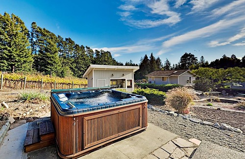 Freestone Cottage | 281 m² Cabin ∙ 2 bedrooms ∙ 4 guests