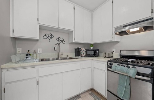 North Park Apartment | 3 Casitas- Lrg Groups North Park
