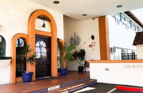 Midway District Hotel | 30 m² Hotel ∙ 127 guests