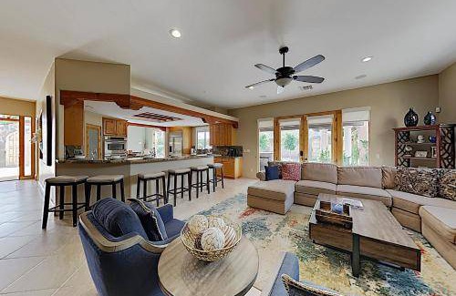 Desert Club Estates House | 303 m² House ∙ 4 bedrooms ∙ 8 guests