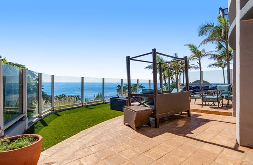 Malibu House | 311 m² House ∙ 3 bedrooms ∙ 8 guests