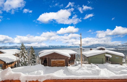 Tahoe Woods House | 313 m² House ∙ 3 bedrooms ∙ 6 guests