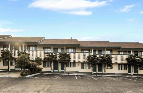 North Fremont Street Hotel | 32 m² Hotel ∙ 127 guests