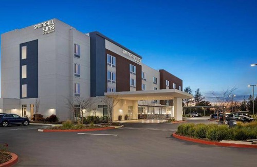 West Sacramento Hotel | 36 m² Hotel ∙ 127 guests