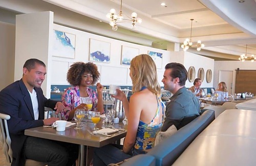 East Beach Hotel | 4-Star Hotel ∙ Hilton Santa Barbara Beachfront Resort
