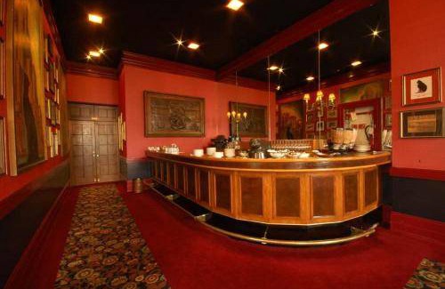 Nob Hill Hotel | 46 m² Hotel ∙ 3 guests