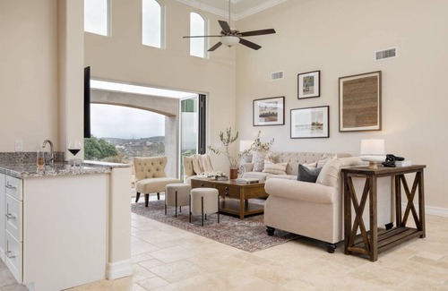 Temecula House | 464 m² House ∙ 9 bedrooms ∙ 18 guests