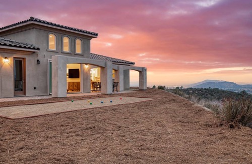 Temecula House | 464 m² House ∙ 9 bedrooms ∙ 18 guests