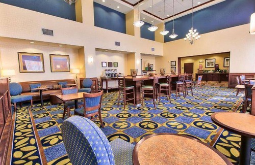 Ridgecrest Hotel | 55 m² Hotel ∙ 2 bedrooms ∙ 127 guests