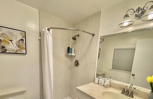 East Palo Alto Apartment | 5B4B Grand House Stanford & Meta